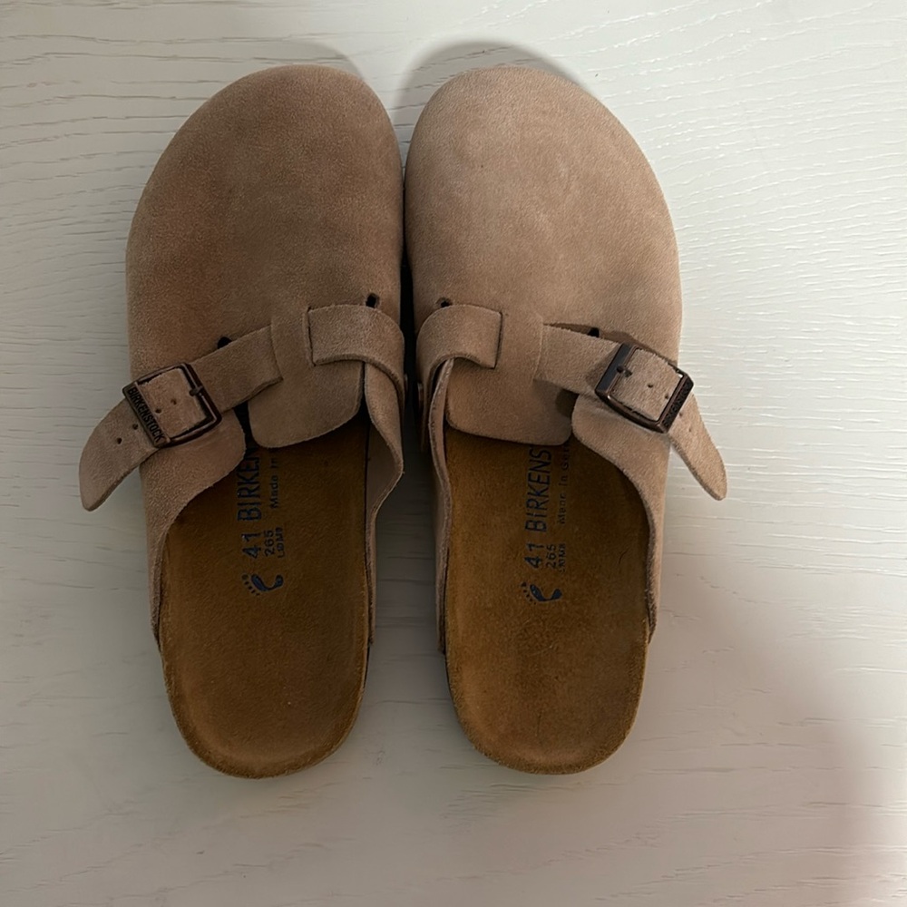 Boston clogs Birkenstocks